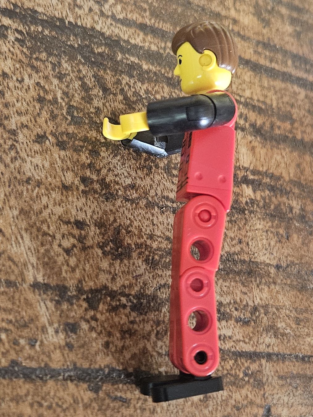 Lego Kit di costruzioni: lego figurine tech028 Technic Figure Red Legs,  – Usato da Confignon venduto da Ecrofigs 3