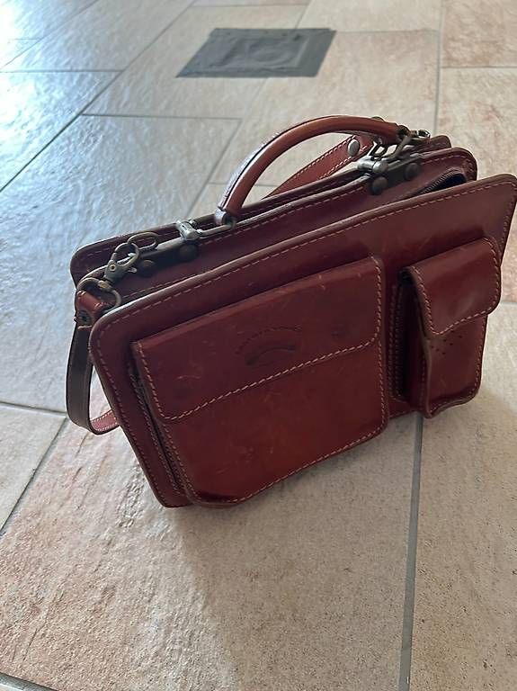 Sacs femmes: Sac en cuir véritable, fabriqué à Venise. – D'occasion à Les Mosses par Giadigia