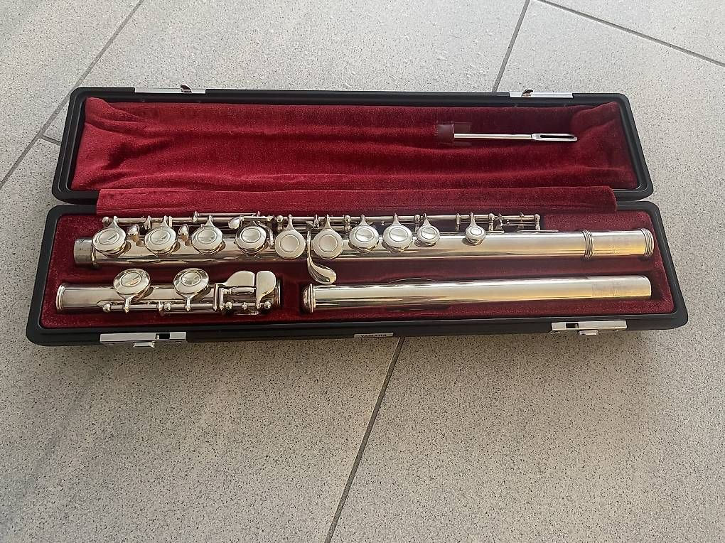 Strumenti musicali: Yamaha Querflöte – Usato da Fischbach-göslikon venduto da Trinity16 2