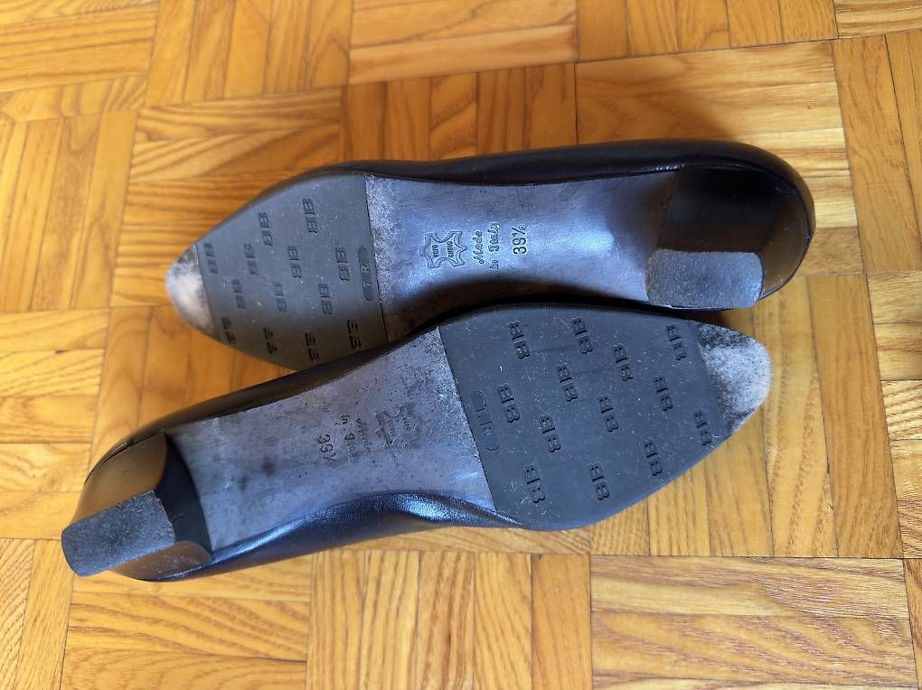 Scarpe da donna: Original Bally Pumps, Gr 39, dunkelblau – Usato da Schwerzenbach venduto da bravosierra99 3