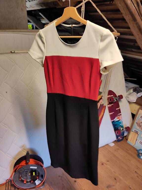 Vestiti: Etui Kleid Esprit ca. Gr. S – Usato da Rupperswil venduto da lu_0808 1