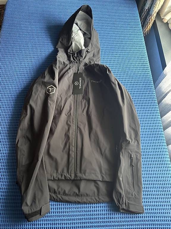 Giacche: Ungebrauchte Regenjacke Thömus Twinner Edition – Nuovo (secondo la descrizione) da Mumpf venduto da Swiss-Motors