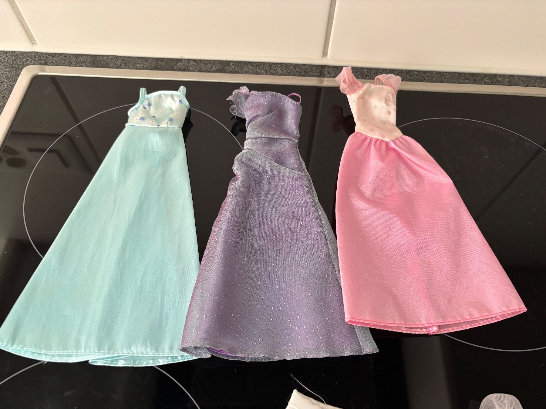 Bambole: Barbie Kleider – Usato da Schaffhausen venduto da sina_feivel 1