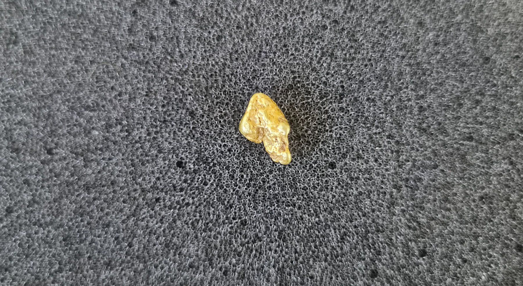 Ohrringe & -stecker: Goldnugget Ohrstecker – Neu (gemäss Beschreibung) aus Buchrain von YUKON09