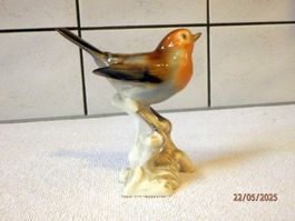 Porzellan Rotkelchen auf Ast, Handmade in West Germany, 12cm