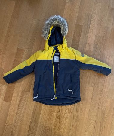 Winterjacke Junge Gr. 110 (4-5 j.)