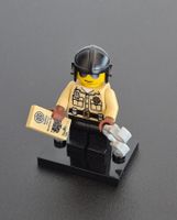 Lego Minifiguren Serie 2 - Nr. 6 - Traffic Cop col02-6
