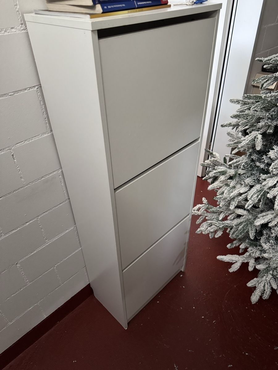 Ikea Scaffali: Ikea Schuhregal weiss – Usato da Wermatswil venduto da taz_2nsf