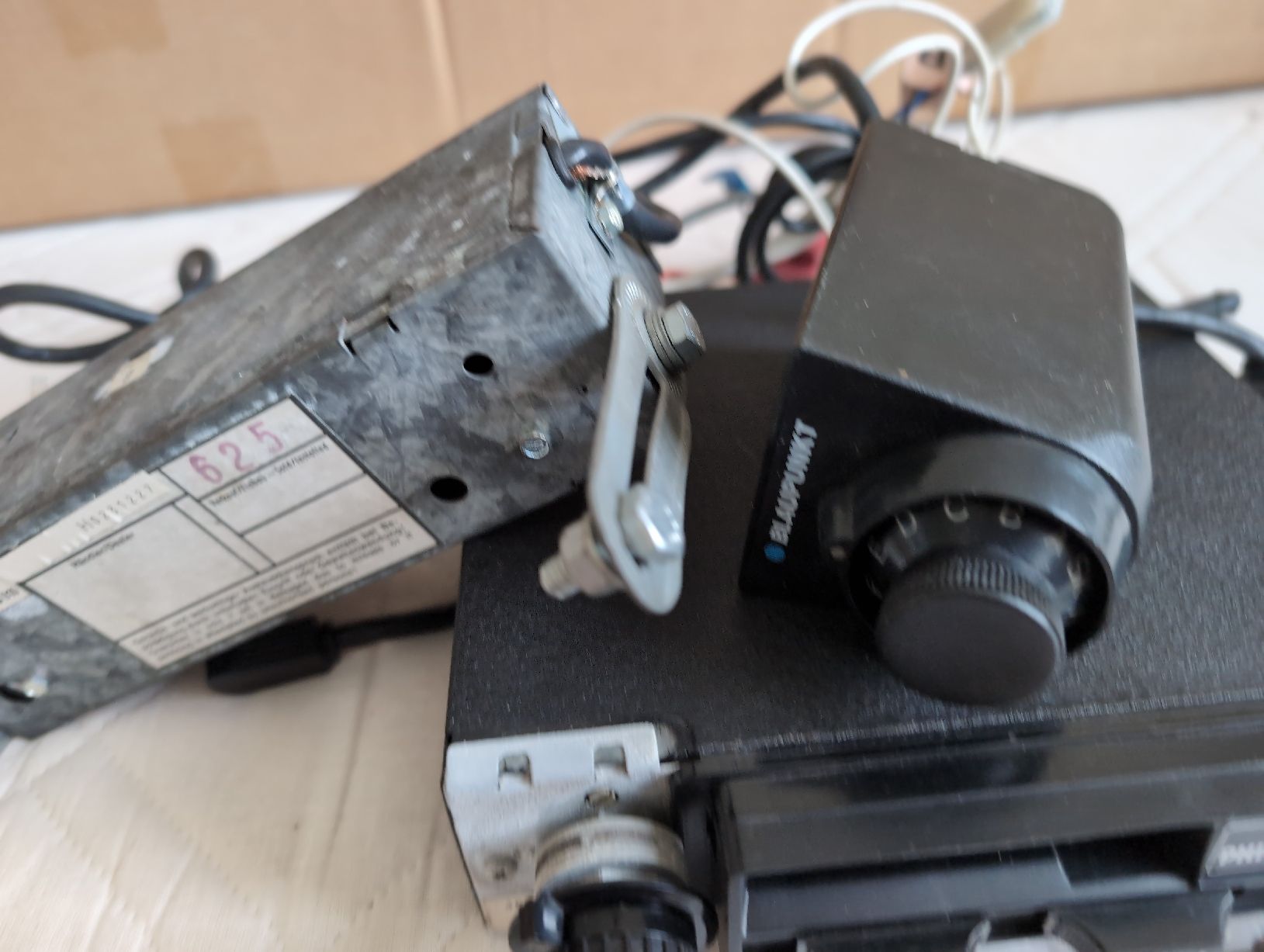 Philips Radio: Autoradio Philips mit Kassettendeck ab Fr. 1.-- – Difettoso da Aeugst am Albis venduto da Andyw 1