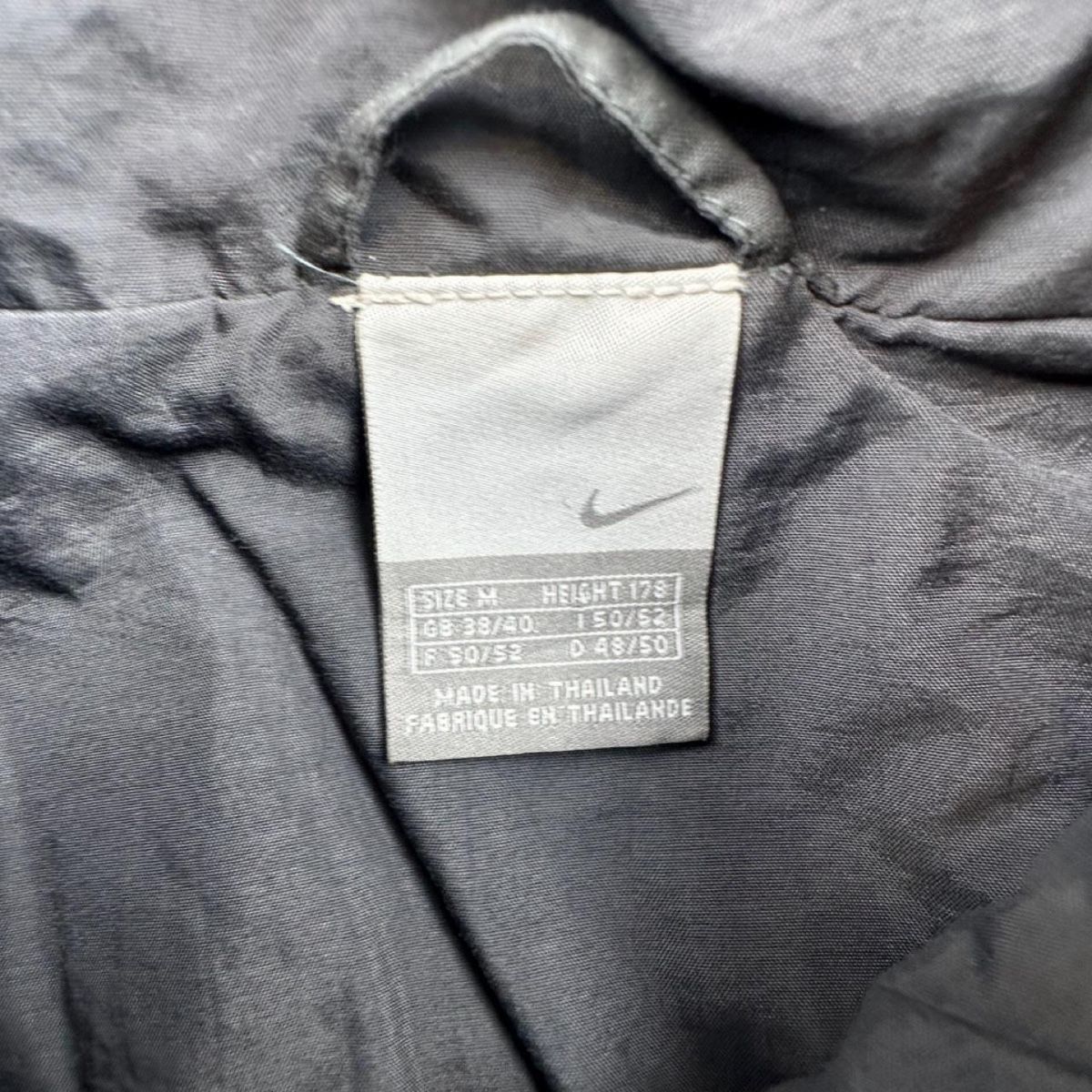 Nike Vestes: Nike windbreaker jacket – D'occasion à Erlinsbach SO par TogaResell 3