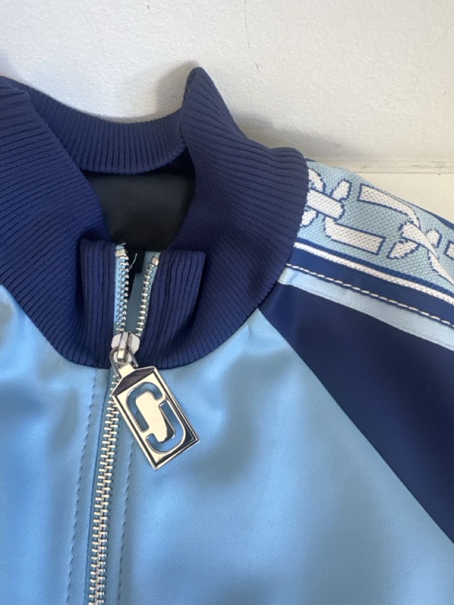 Marc Jacobs Giacche: Marc Jacobs Jacke blau hellblau Grösse M mit Gebrauchsspur – Usato da Küsnacht ZH venduto da ees_9thz