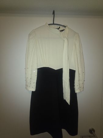 Robe Karen Millen T.38 avec perles - Élégante ✨💖👗