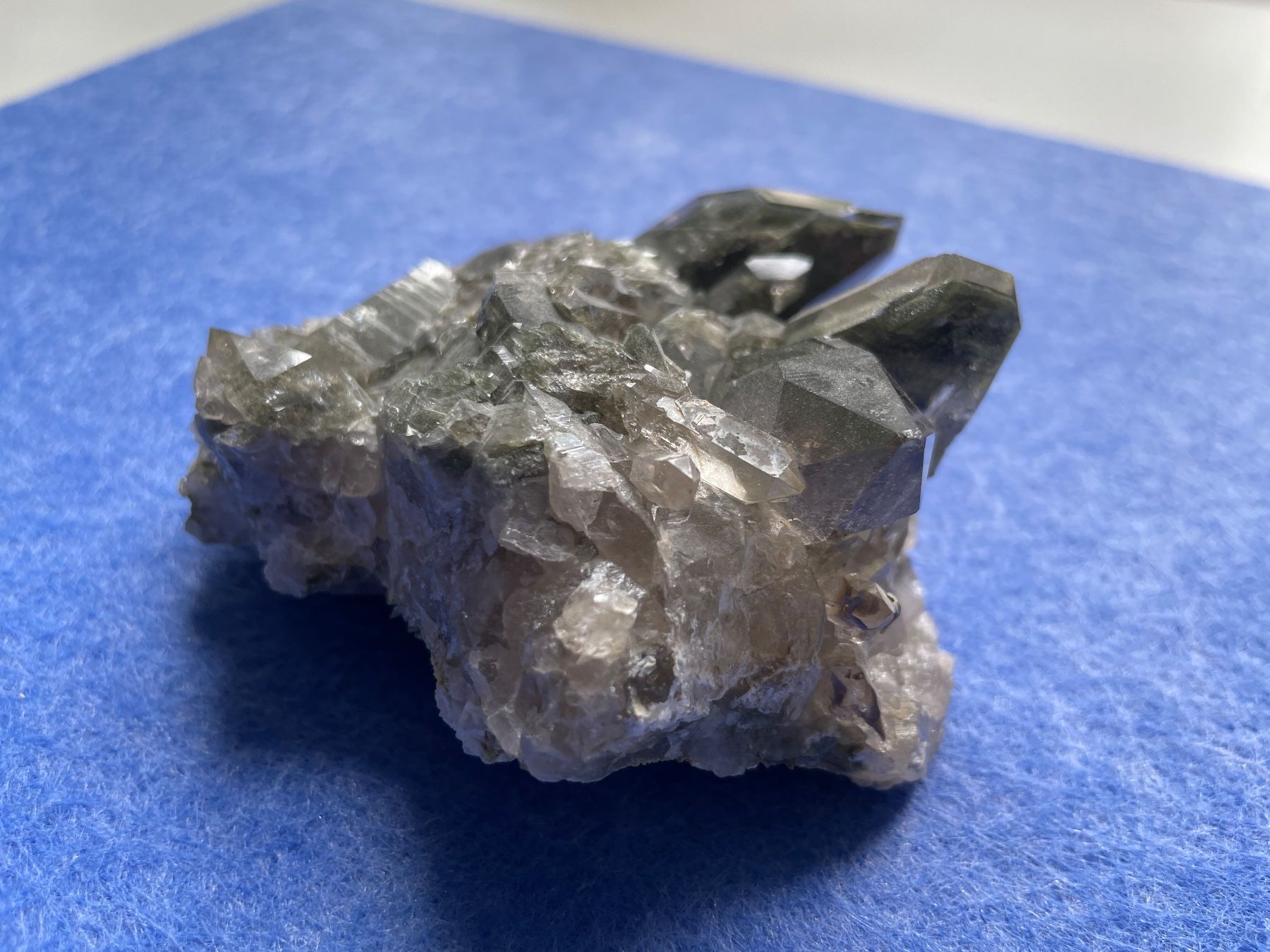 Minerali & Pietre curative: Rauchquarz Val Russein GR – Nuovo (secondo la descrizione) da Winkel venduto da cma_df88 2
