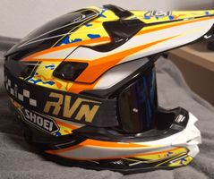 Shoei Motocross Helm mit Raven Brille gebraucht