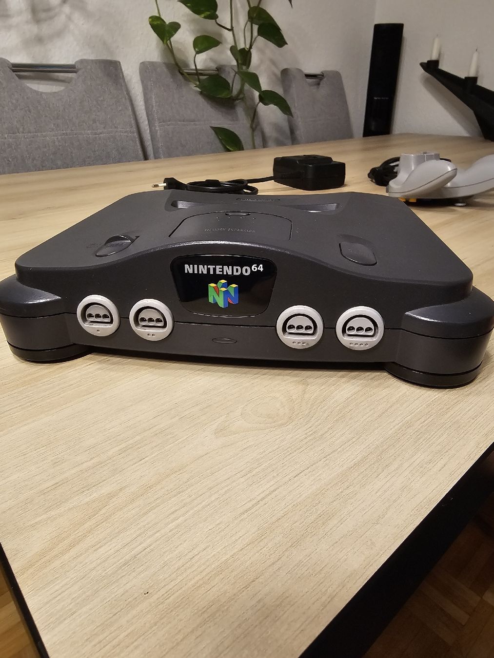 Nintendo Console: nintendo 64  – Usato da Thônex venduto da ser_9hhk 4