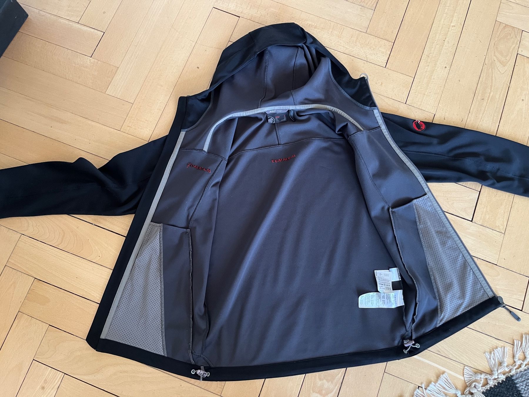 Mammut Giacche: Mammut Softshelljacke Männermodell TOP ZUSTAND schwarz – Usato da St. Gallen venduto da Monamazone 1