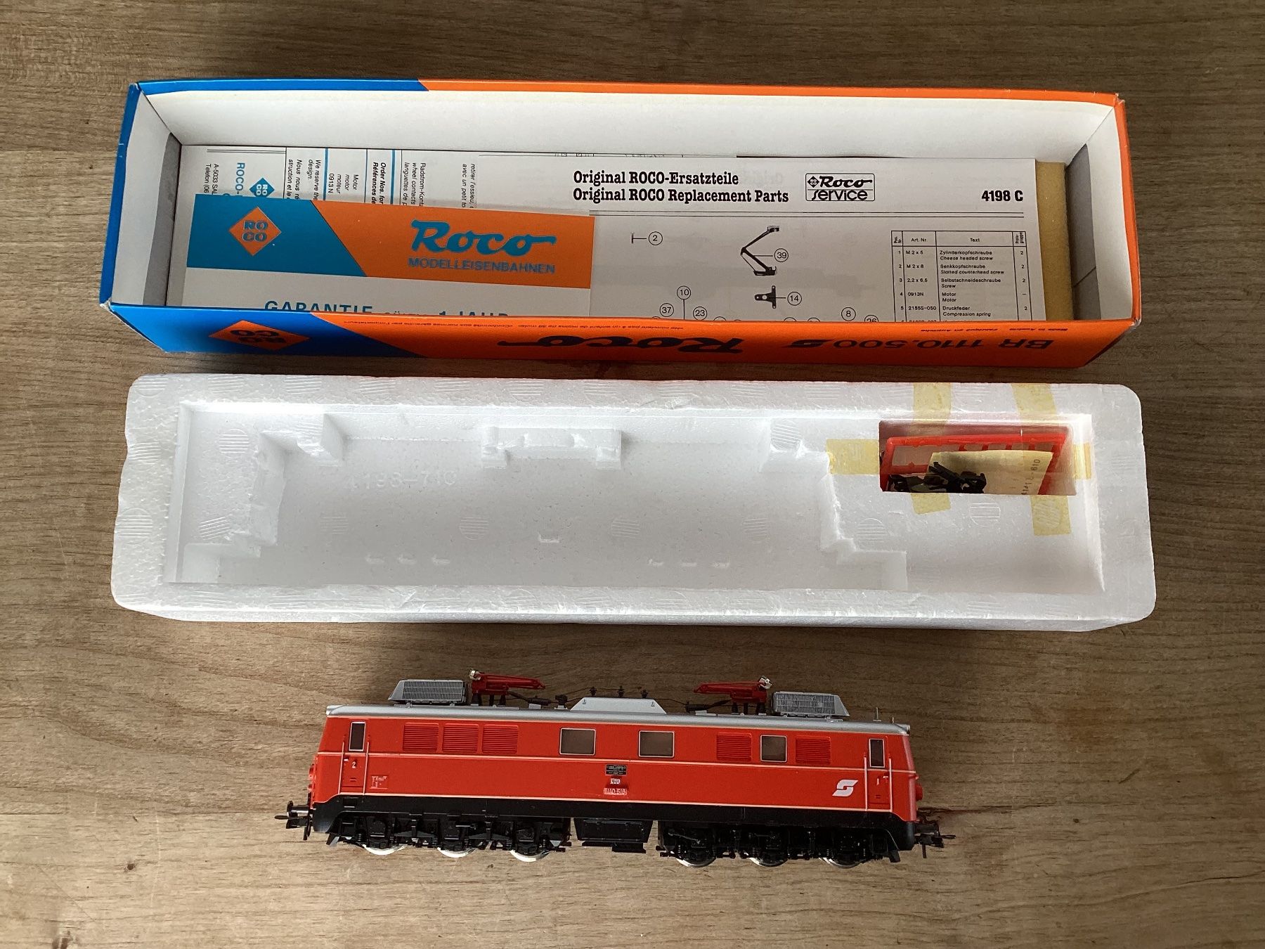Roco Modellini di ferrovie: Roco ÖBB Lokomotive 1110 – Nuovo (secondo la descrizione) da Laupen BE venduto da lasvegas2012