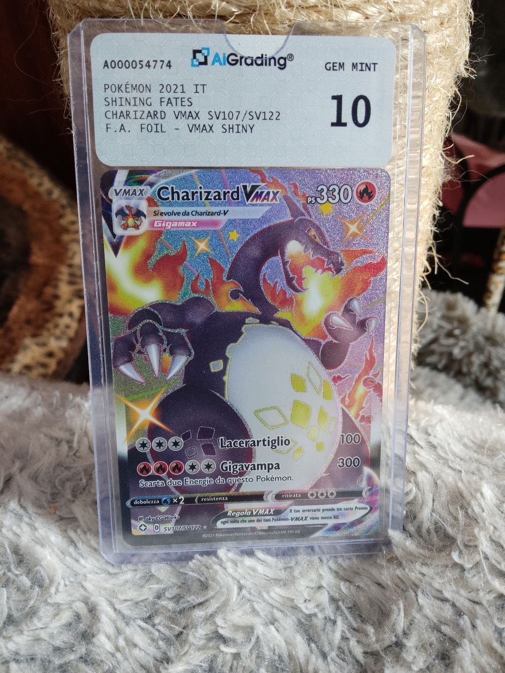 Pokémon Carte collezionabili: Charizard VMAX SHINY 2023 shining fates IT AIGrading 10 – Nuovo (secondo la descrizione) da Vezio venduto da 41181