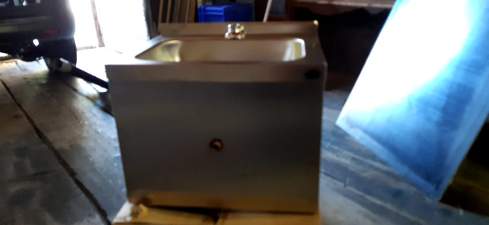 Eviers & lavabos: Evier inox – D'occasion à Lamboing par cfh_lk55 3