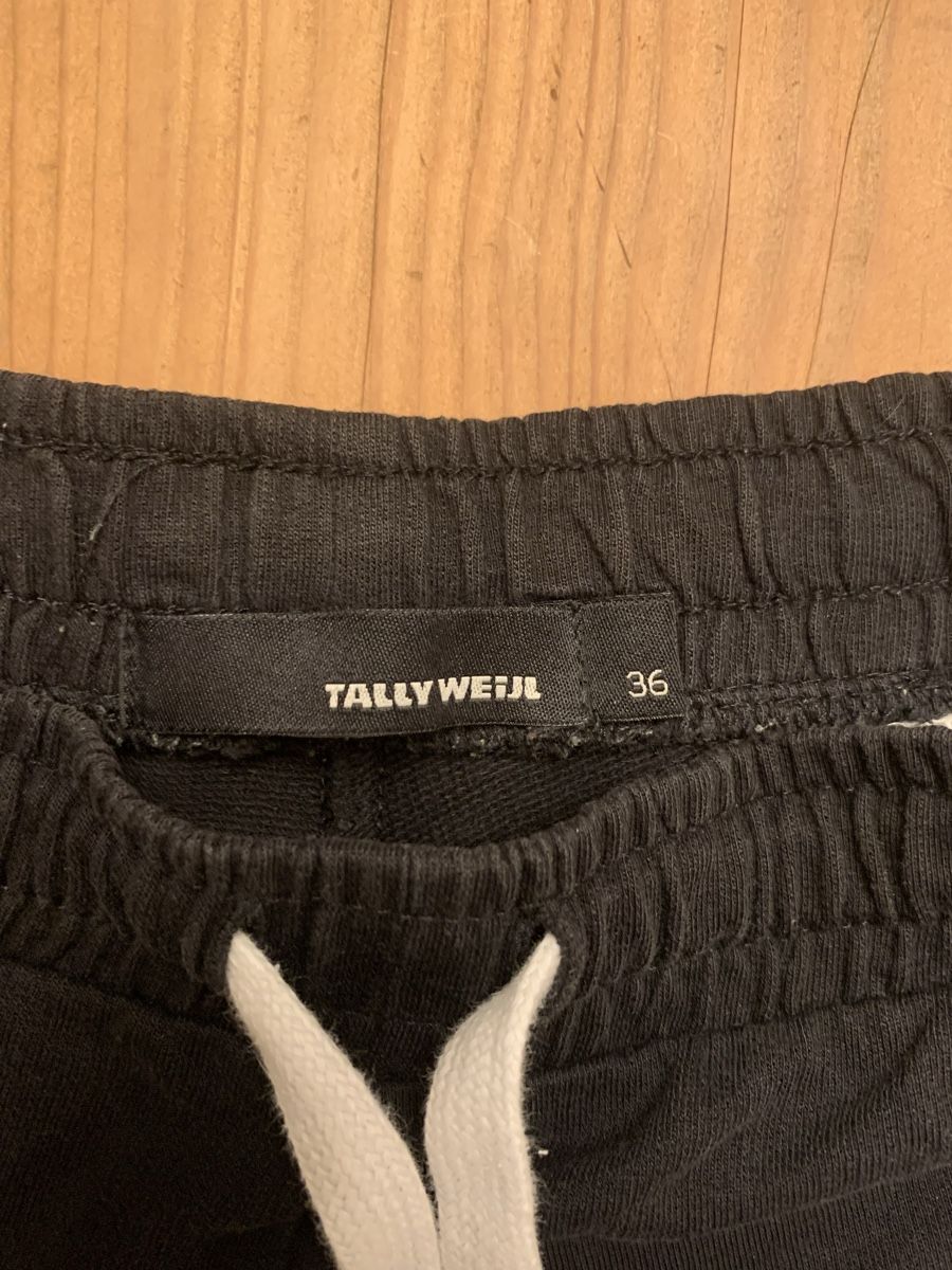 Tally Weijl Pantaloni: kurze Hosen gr. 36 farbe schwarz und hellblau – Usato da Solothurn venduto da amelie.br 3