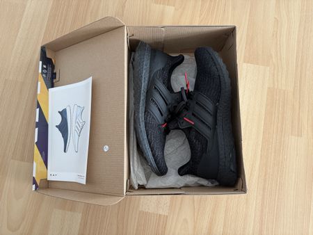 Adidas Ultra Boost 4.0 Black, 43 1/3, NEU