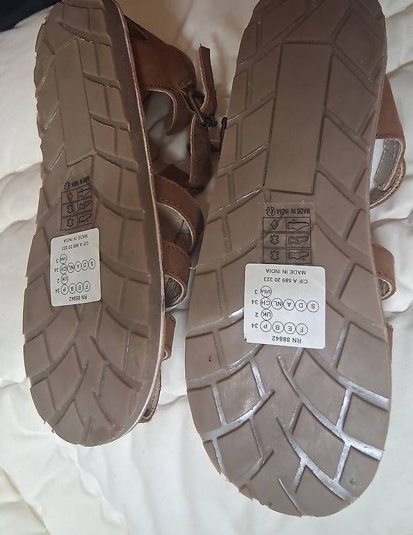 Scarpe per ragazzi: Sandalen Gr 34  – Usato da Heimenhausen venduto da Mapele 1