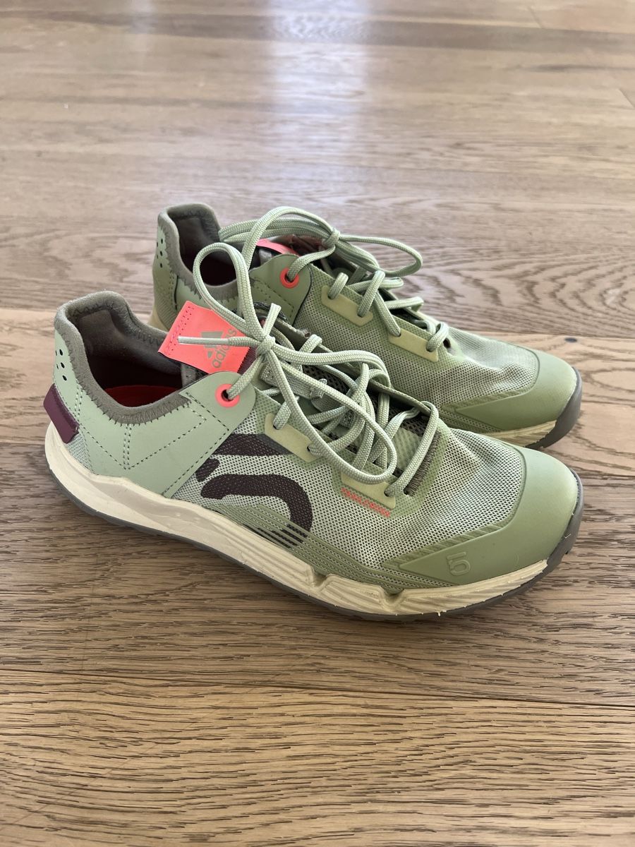 Five Ten Scarpe da donna: Adidas Five Ten Bikeschuhe – Usato da Aarau venduto da Marylou90
