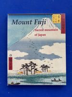 Mount Fuji: Sacred Mountain of Japan. Farbholzschnitte