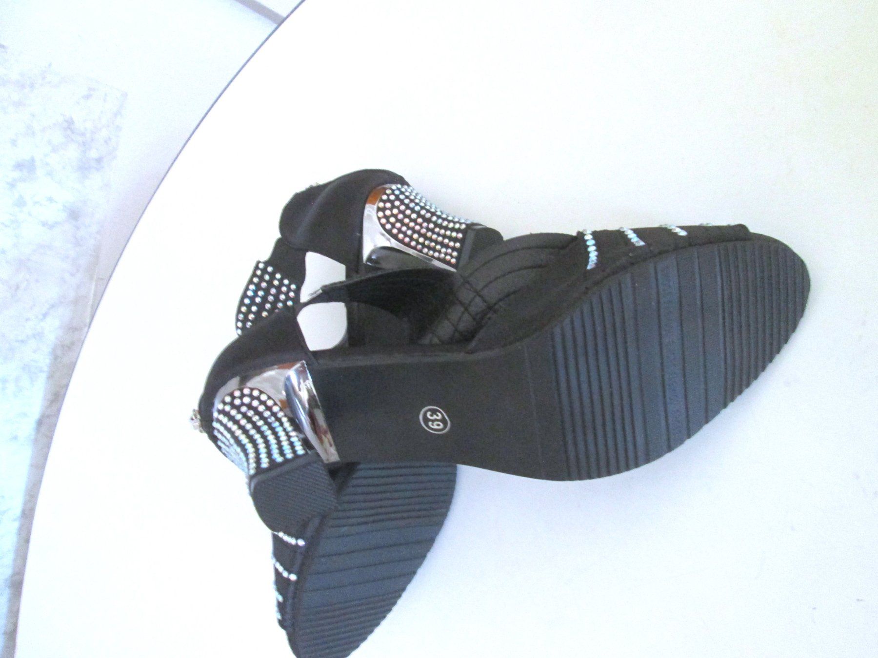 Scarpe da donna: Sandalen, Nummer 39, Leinwand, neu – Nuovo (secondo la descrizione) da Sementina venduto da babucia 3