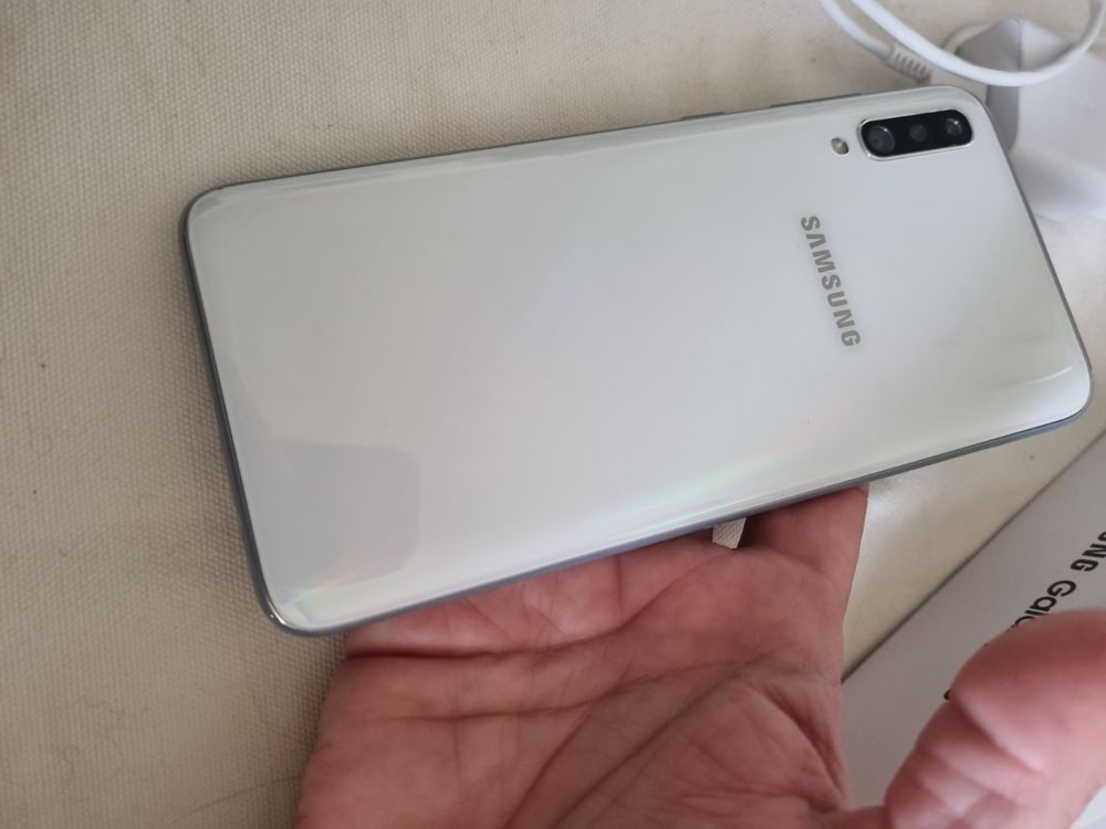 Samsung A70 white 128gb Duos | Kaufen auf Ricardo