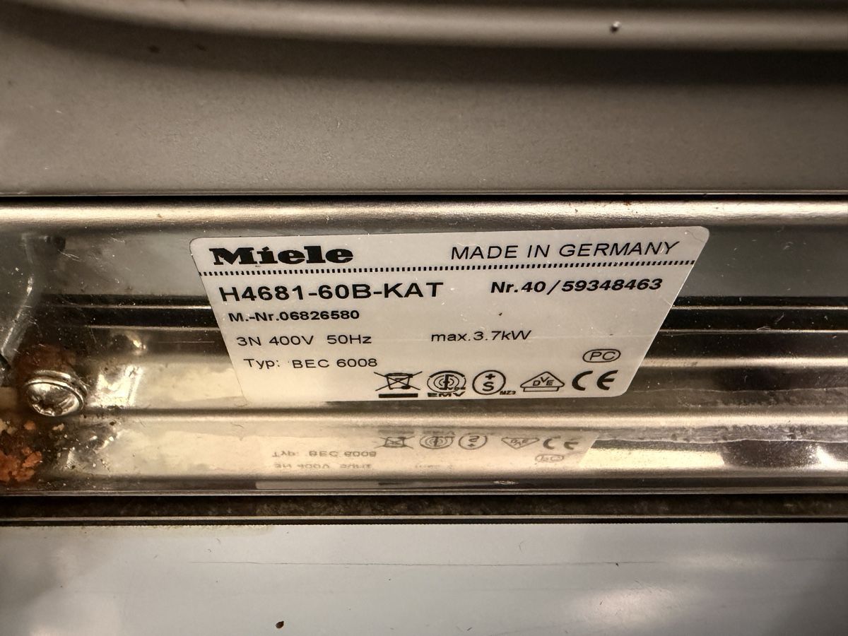 Miele Küchengeräte: Miele Backofen  – Gebraucht aus Pfaffhausen von Popular 3