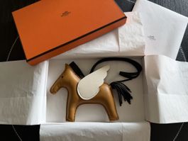 Original Hermès Rodeo Pégase MM Taschenanhänger Sesame/Noir