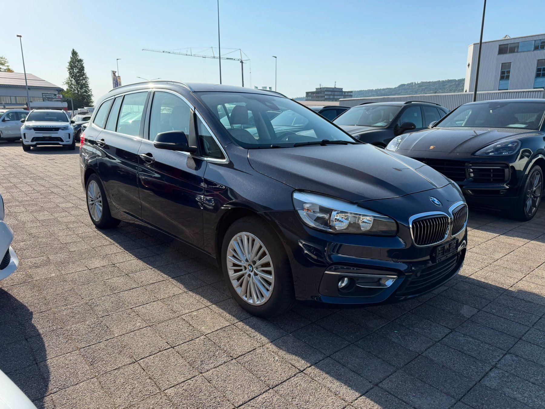 BMW Automobili: BMW 220i / 7-Plätze ! – Usato da Otelfingen venduto da hof74 2