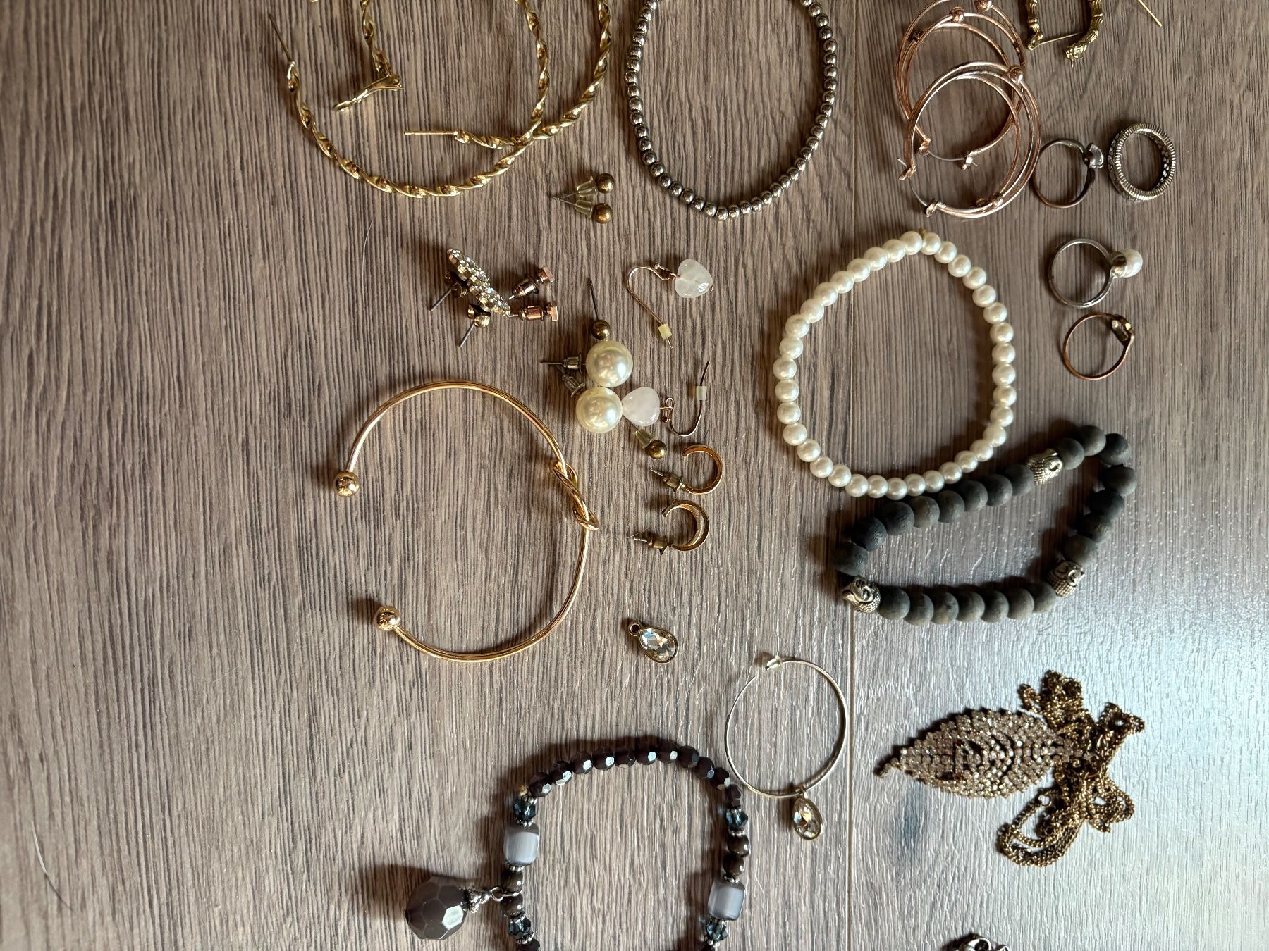 Altri gioielli: Modeschmuck Ketten Ringe Armbände gebraucht – Usato da Wil ZH venduto da Veram7