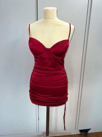 Rotes Minikleid, Satin-Look, Grösse S