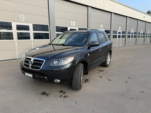 Hyundai Automobili: Hyundai Santa Fe 2.2 4 WD – Usato da Waldkirch venduto da Schumif1
