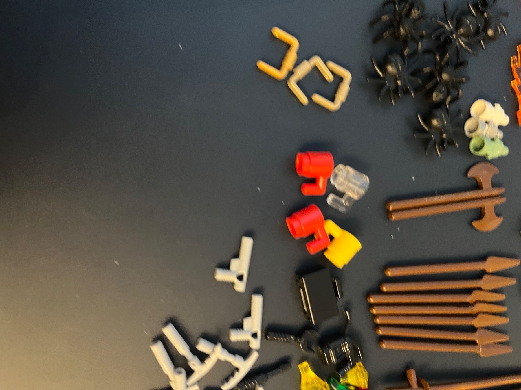 Giocattoli: Diverse Lego Minifigurenteile – Nuovo (secondo la descrizione) da Lupsingen venduto da sil_l6wg 8