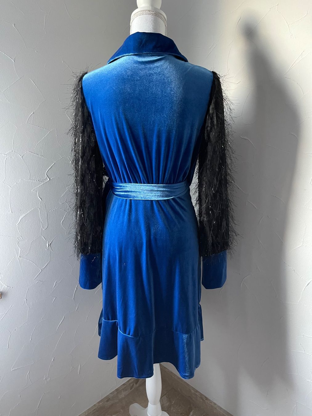Kleider: Schönes königsblaues Samt-Kleid S – Neu (gemäss Beschreibung) aus Dietikon von Nieselchen 2