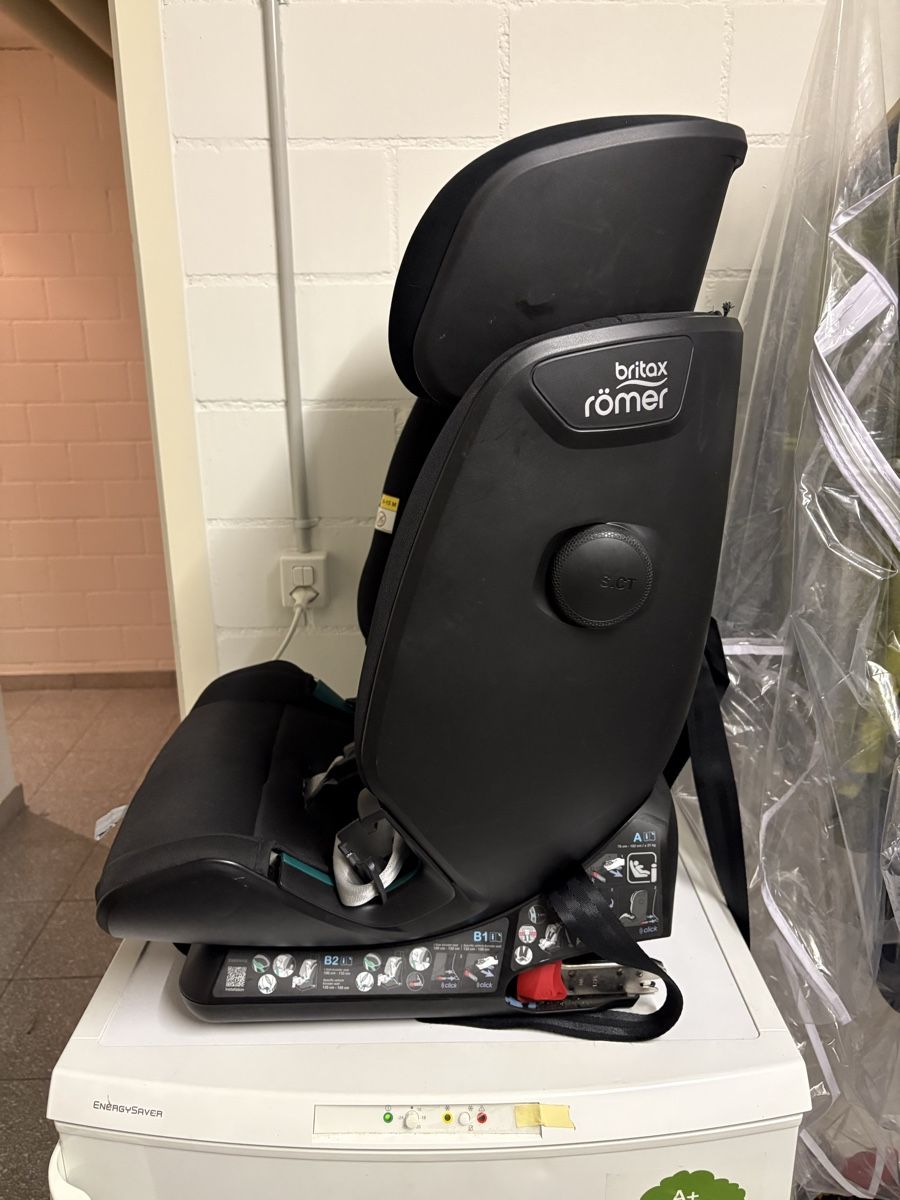 Britax Römer Seggiolini per auto: Autokindersitz Britax Römer – Usato da Vaduz venduto da TRANS-AGRAR 4