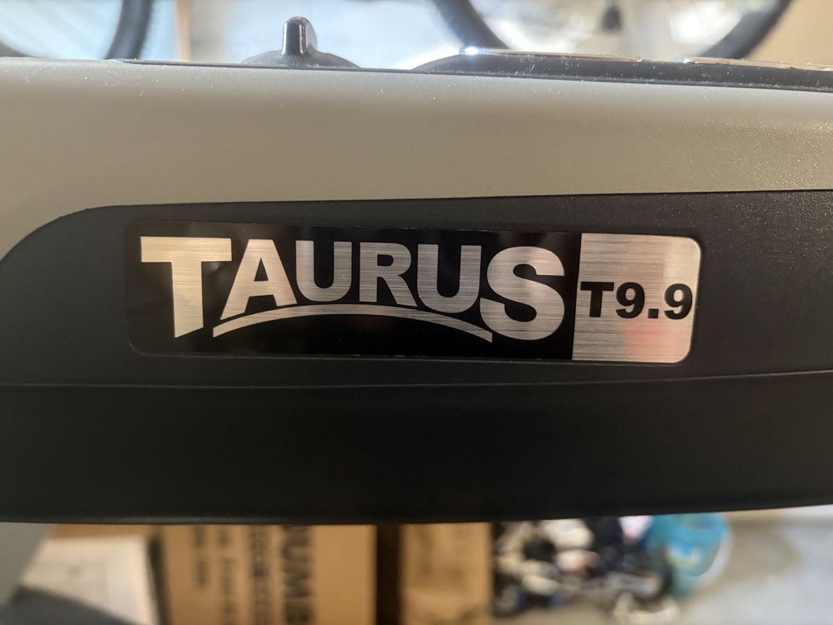 Taurus Hometrainer: Laufband TAURUS T9.9 – Gebraucht aus Lachen SZ von Good.Deal 5