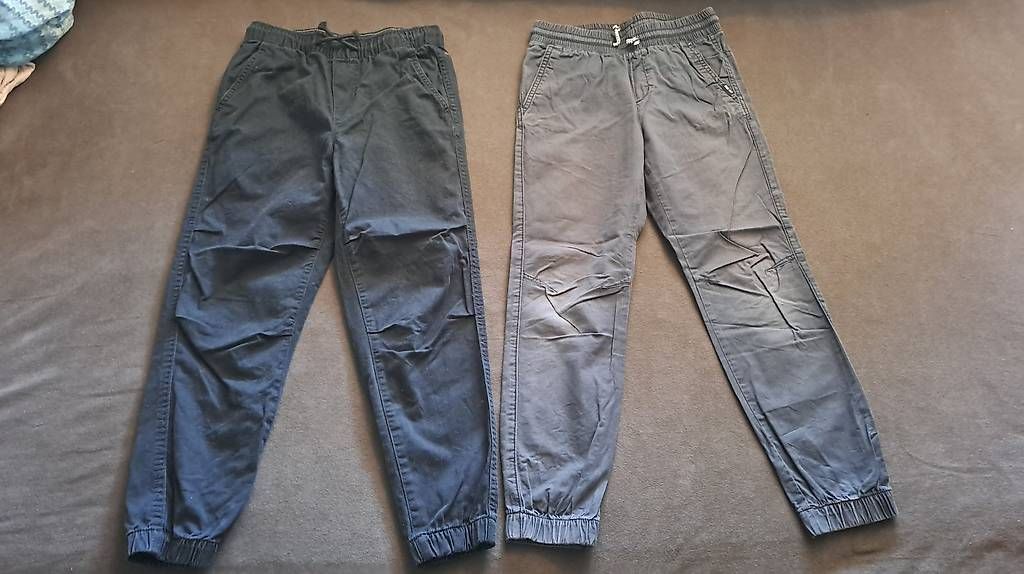 H&M Pantalons: H&M Hosen Gr.140 Jogger – D'occasion à Oberrieden par Raja011