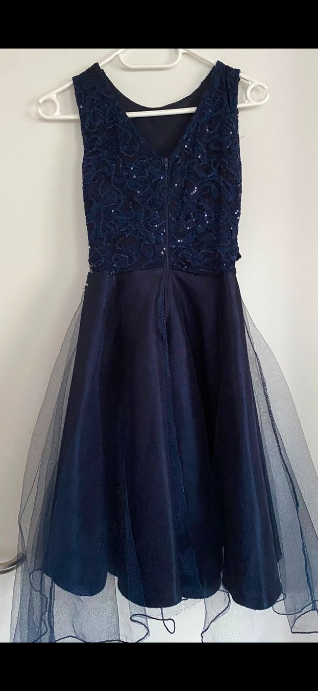 Kleider: Kleid – Gebraucht aus Gretzenbach von LSXS 1