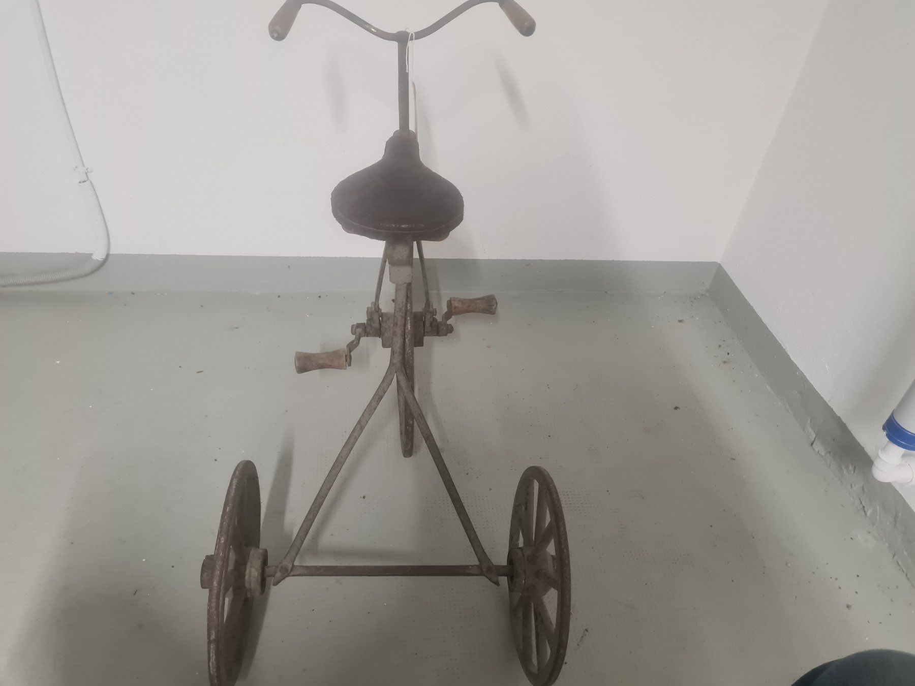 Velos: FAHRRAD ANTIQUE TRICYCLE COLLECTION RARE OLDTIMER – Gebraucht aus Bellevue von BURGOLMANIA 4