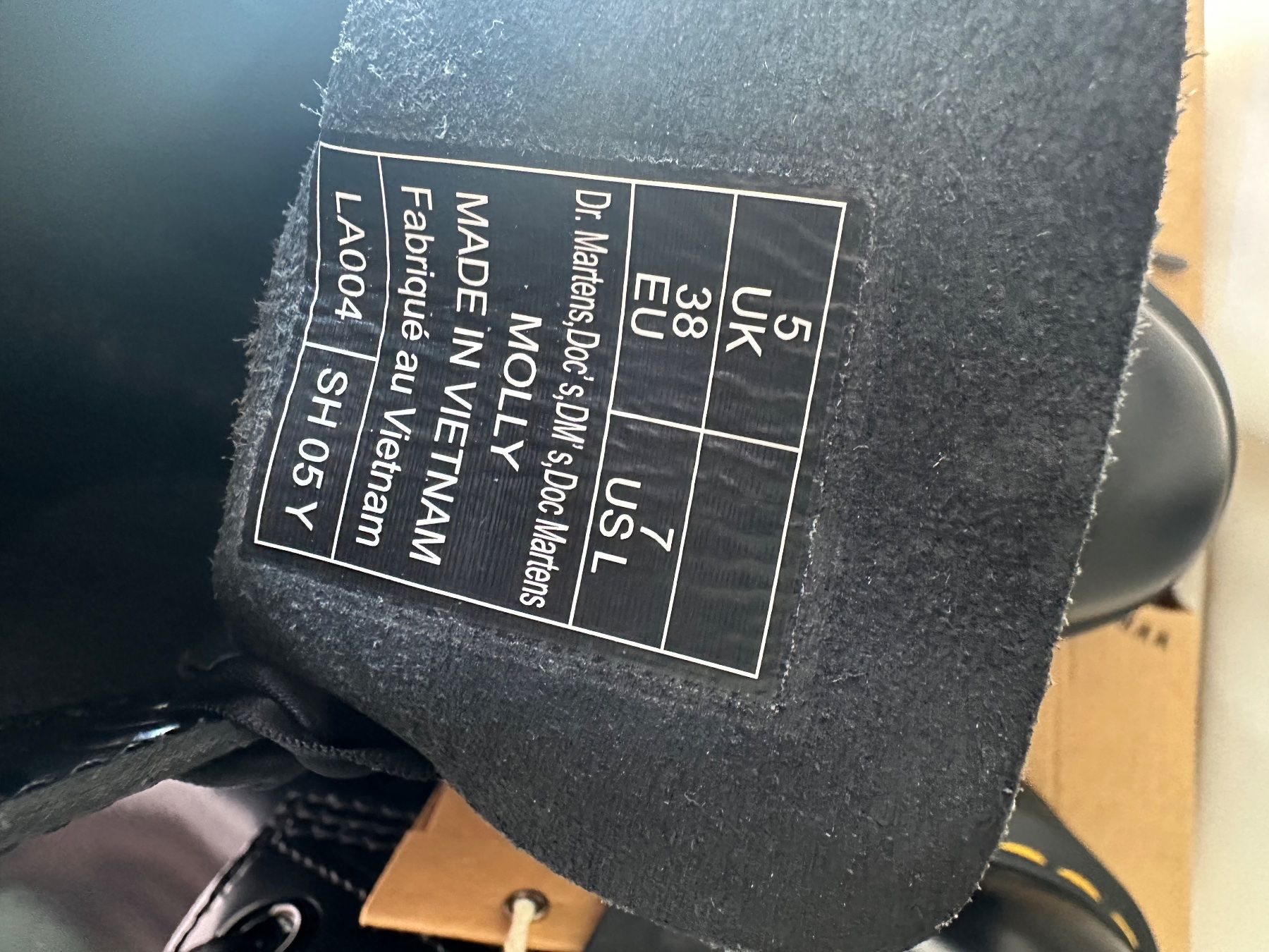 Dr. Martens Scarpe da uomo: Dr Martens Molly Black – Nuovo e nell'imballaggio originale da Onex venduto da eri_jx6q
