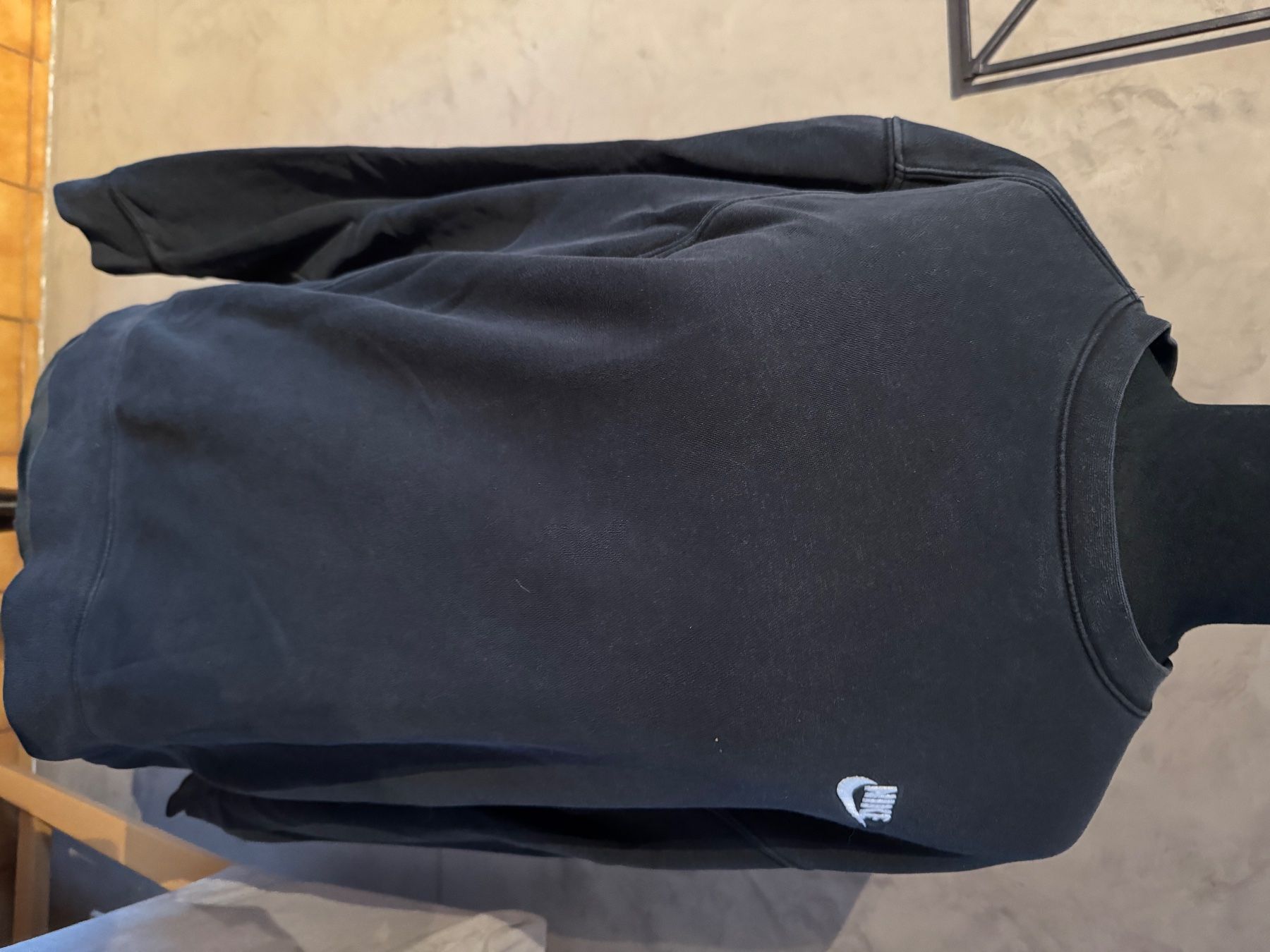 Nike Maglioni & Felpe: Pull Nike taille m Caro – Usato da Veyrier venduto da Kimedovapa_1