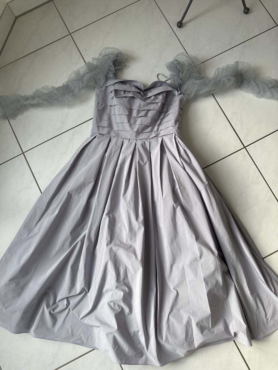 Vestiti: Festliches Kleid Gr 38 – Usato da Zell ZH venduto da Guffos