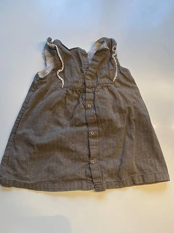 H&M Vestiti & Gonne: Mädchenkleid (Gr 86) – Usato da Zürich venduto da lazygalaxy 2