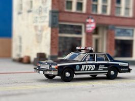Chevrolet Caprice Police NYPD Brekina H0 1/87 NEU