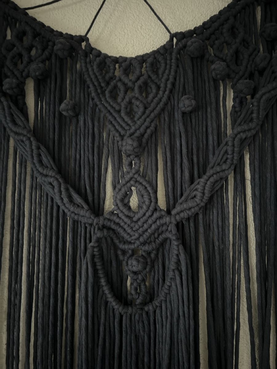Tutte le decorazioni: Dark blue Macrame Wall Hanging – Usato da Gebenstorf venduto da D0minika 2
