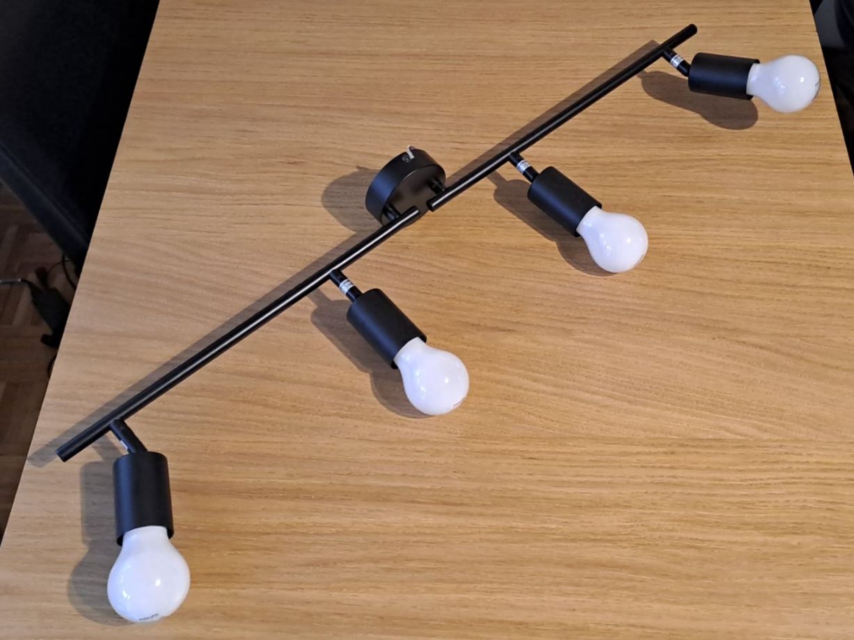 Lampadari & plafoniere: Lampe mit vier Leuchten – Usato da Lenzburg venduto da RocknRoller85